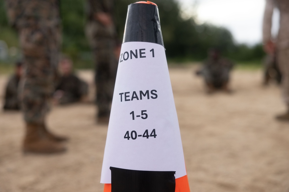 CLB 4 Conducts Battalion MCMAP PT