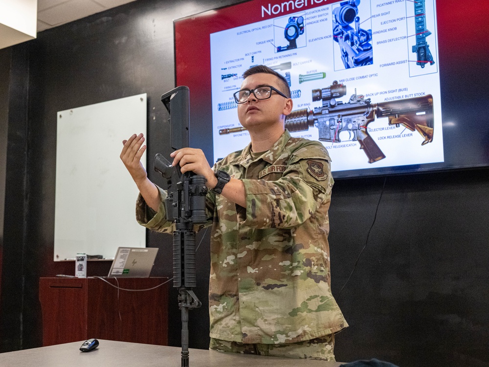 436th SFS qualifies Airmen on the M4 Carbine