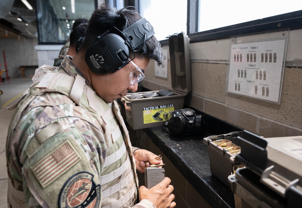 436th SFS qualifies Airmen on the M4 Carbine