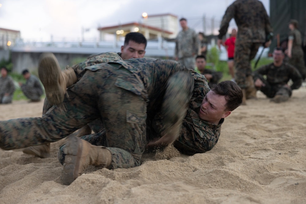 CLB 4 Conducts Battalion MCMAP PT