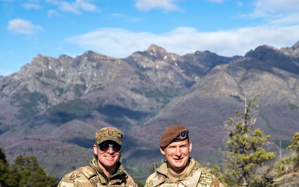 SV25 Two-Rope Bridge Training