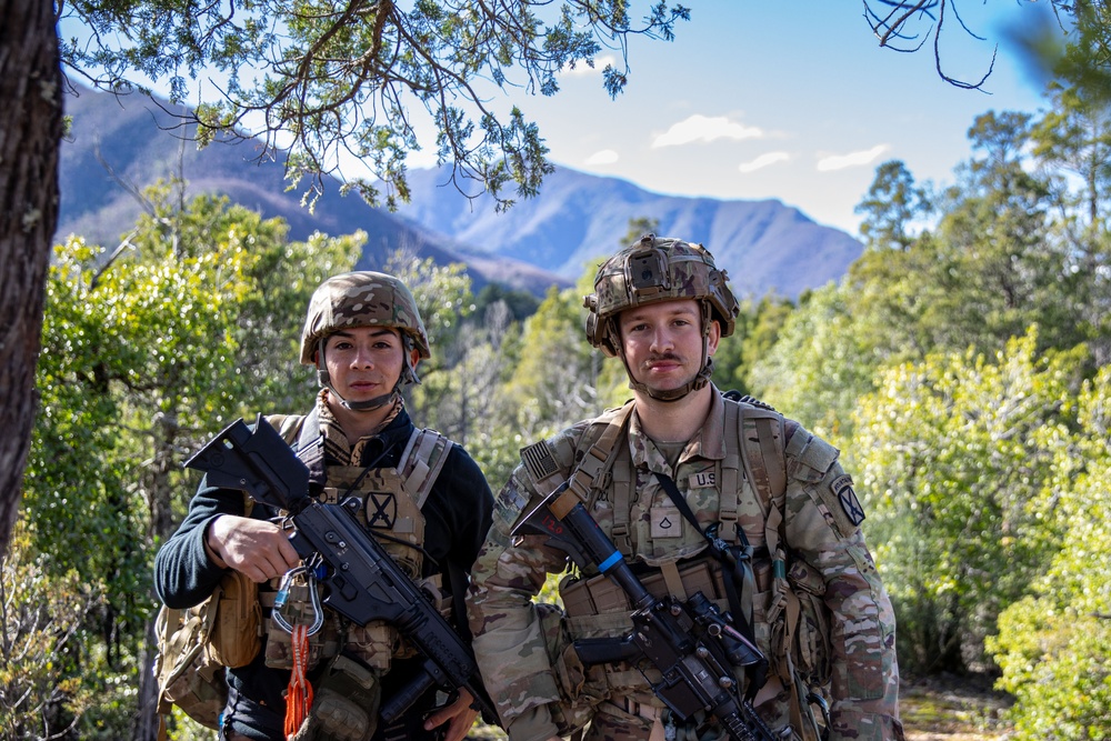 SV 25 Two-Rope Bridge Training