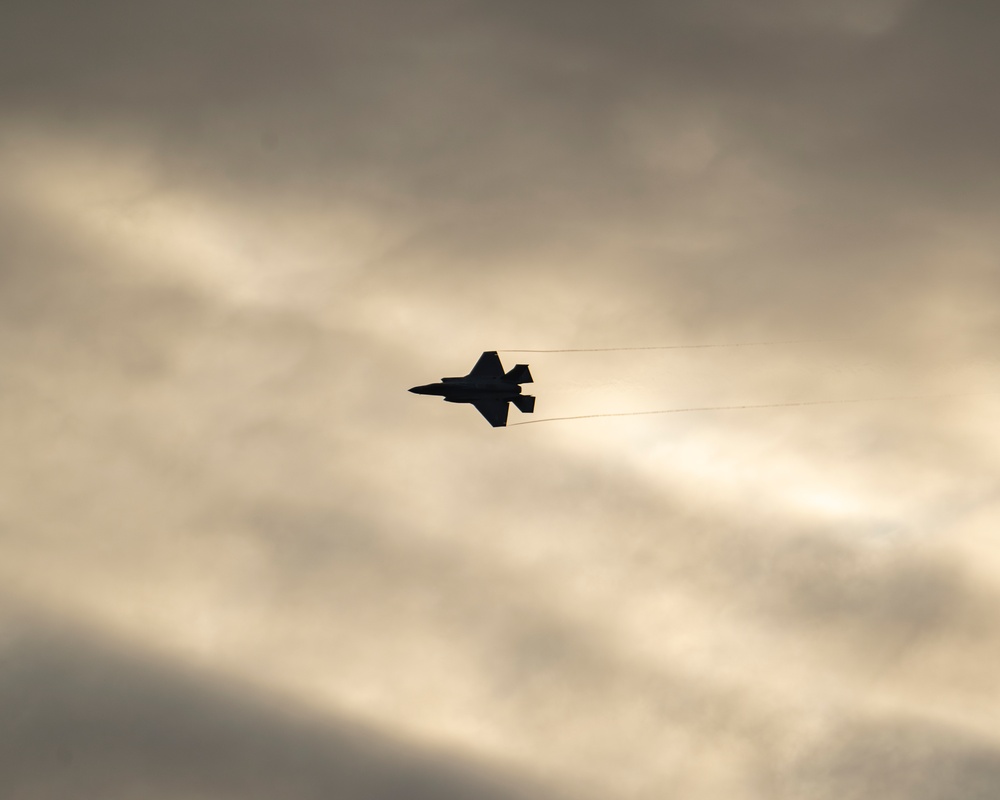 F-35A Demonstration Team performs at Abbotsford