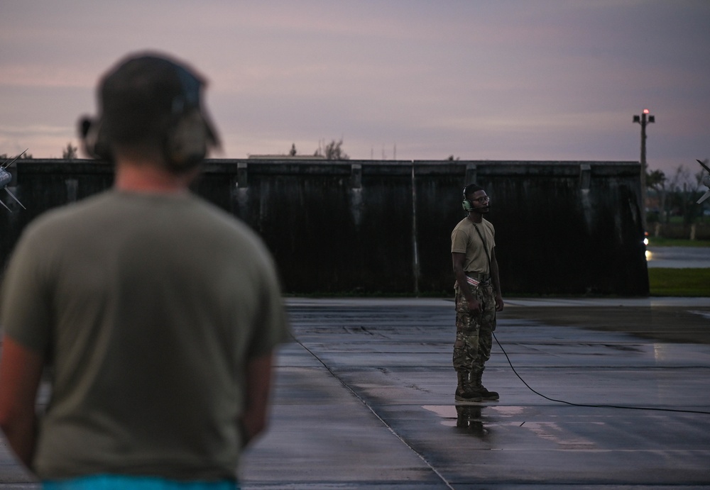 113th Maintenance Group crew chiefs ready F-16s for redeployment during REFORPAC