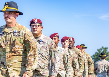 1-17 ACS celebrates aviation crews and leaders in ceremony
