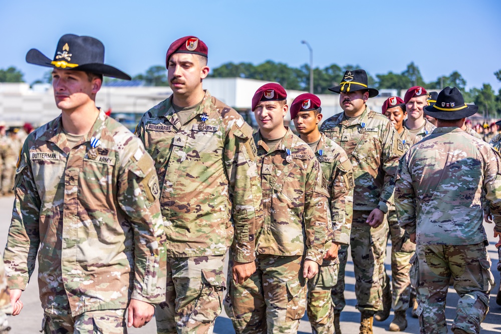 1-17 ACS celebrates aviation crews and leaders in ceremony