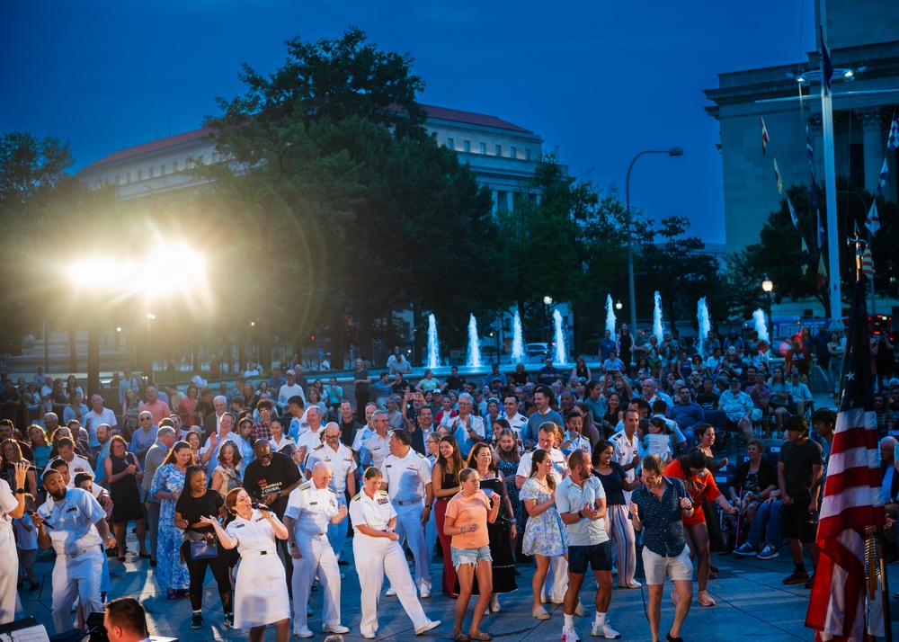 Navy Band performs at the Navy Memorial Plaza