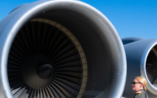 314 ARS Pilot Conducts Pre-flight checks on KC-135