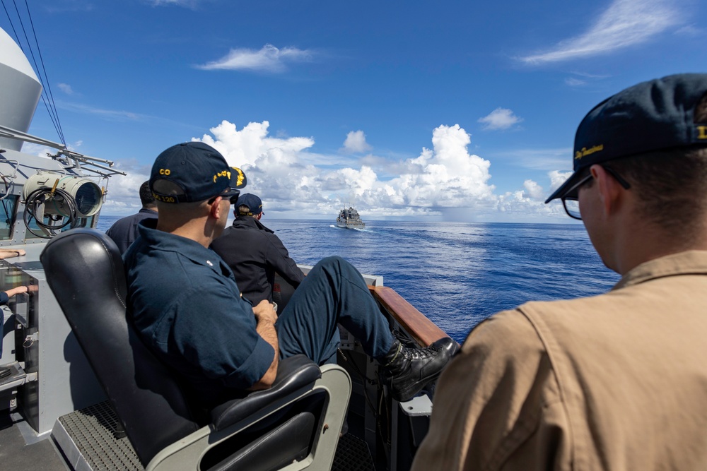 USS Carl M. Levin Conducts Replenishment-at-Sea