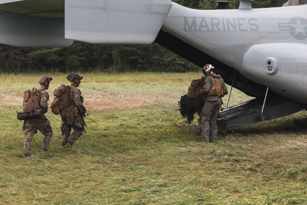 SPMAGTF-ACM | V 2/2 arrives at Camp Dawson