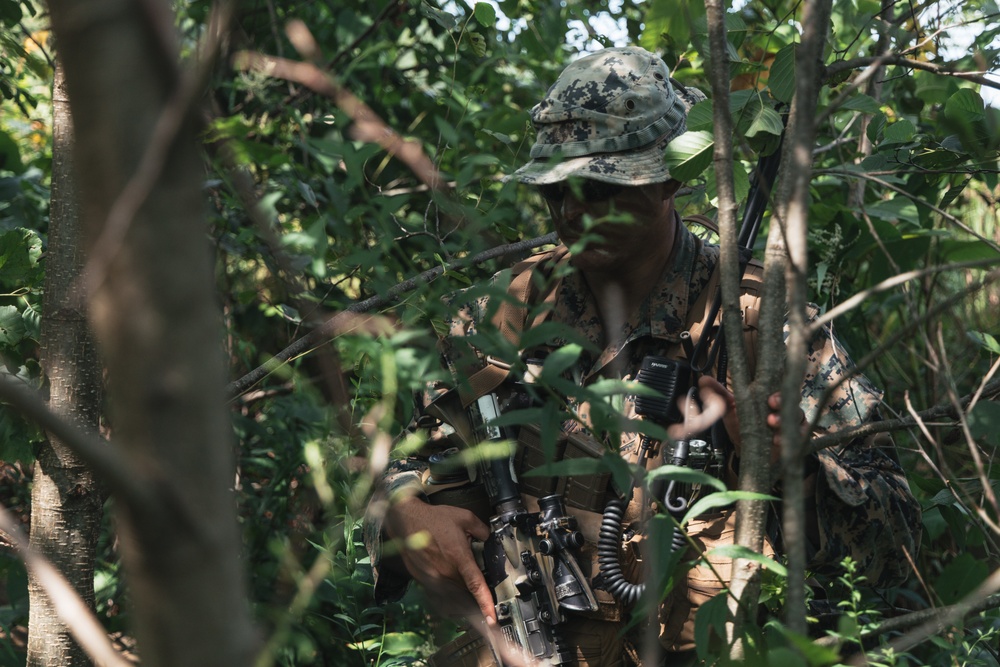 SPMAGTF-ACM | V 2/2 arrives at Camp Dawson