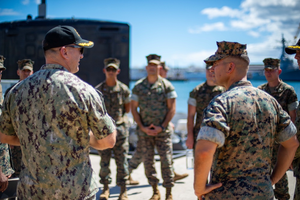 3rd Marine Littoral Regiment Leadership visits USS Vermont (SSN 792)