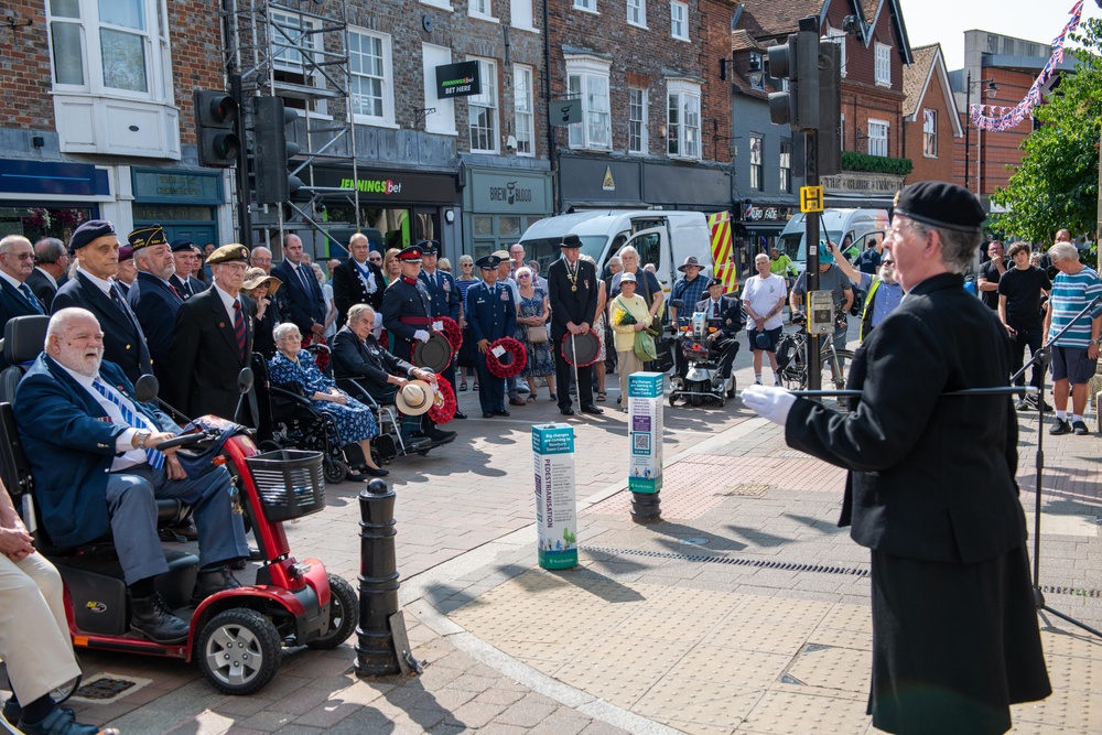 501st Combat Support Wing joins community to mark 80th anniversary of V-J Day