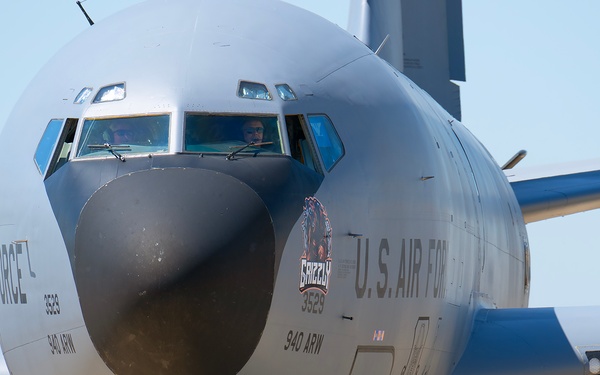 940 ARW Deputy Commander Returns from Final Flight