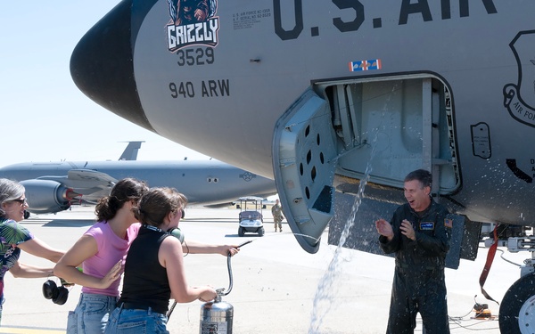 940 ARW Deputy Commander Completes Final Flight