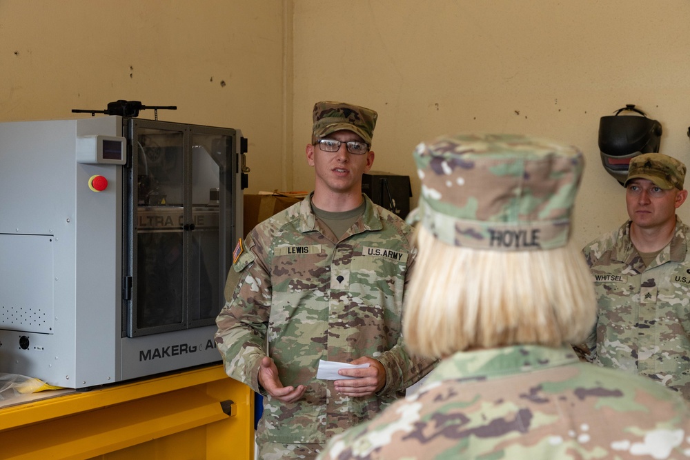 Lt. Gen. Hoyle visits Joint Task Force-Southern Border at Fort Bliss