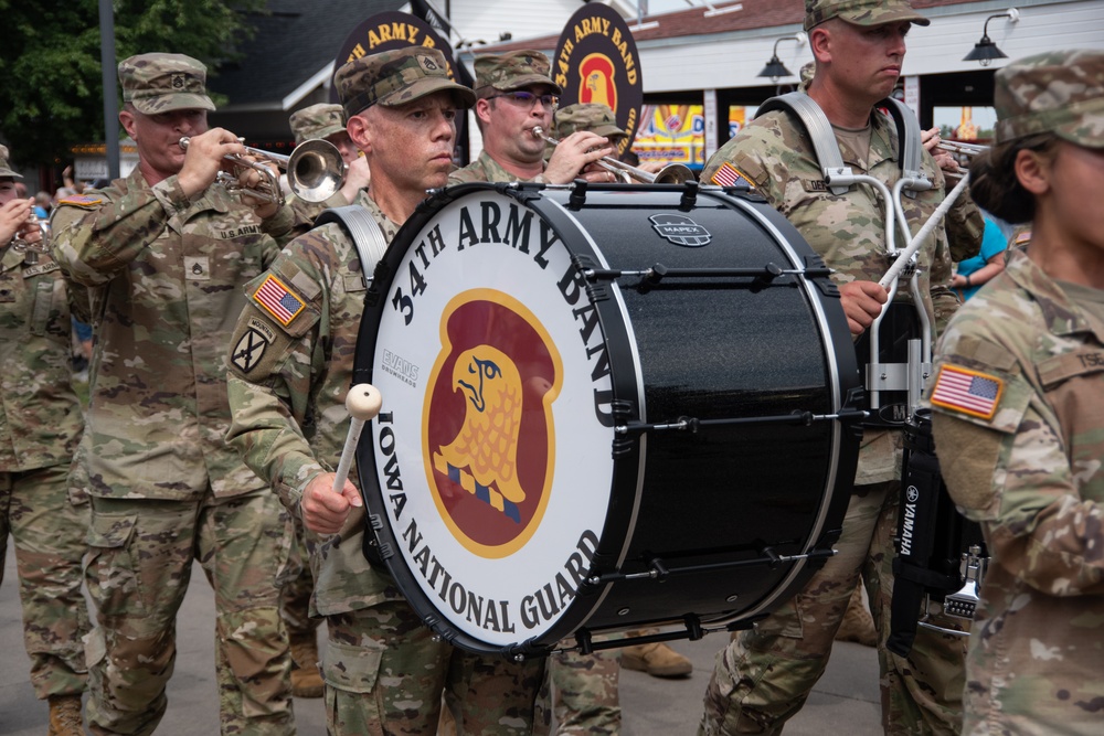 34th Army Band marches in Iowa State Fair Veterans Parade