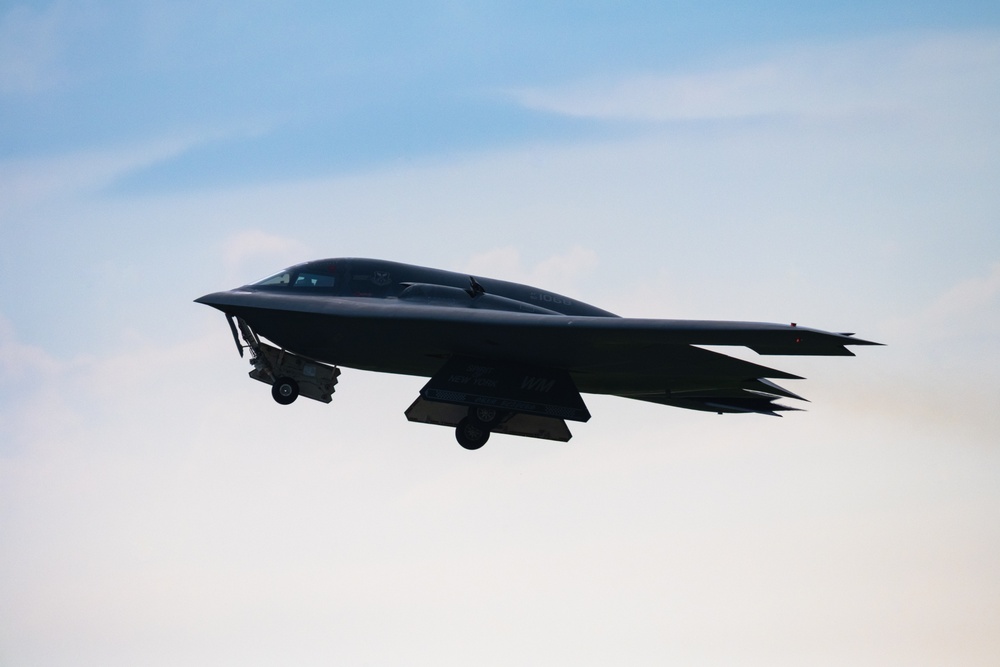 Spirits of Florida and New York depart Whiteman AFB