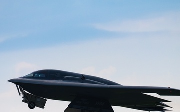 Spirits of Florida and New York depart Whiteman AFB