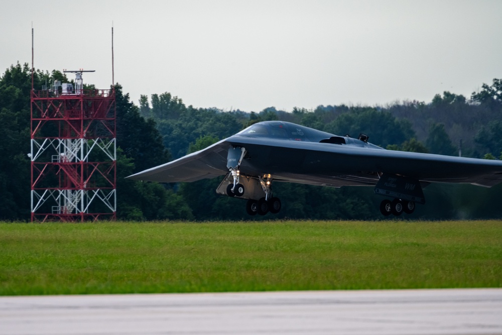 Spirits of Florida and New York depart Whiteman AFB