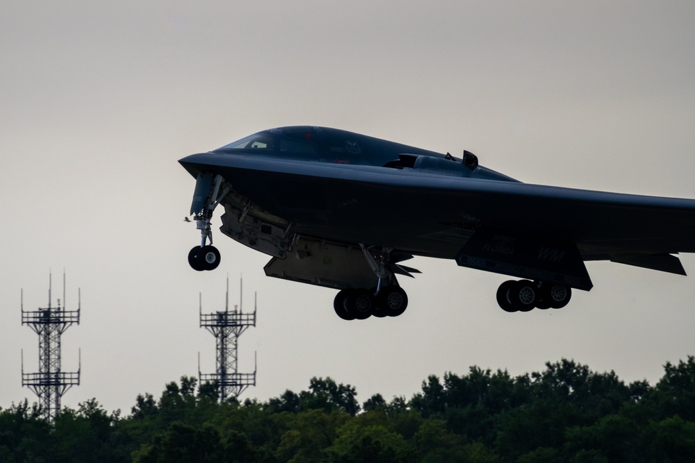 Spirits of Florida and New York depart Whiteman AFB