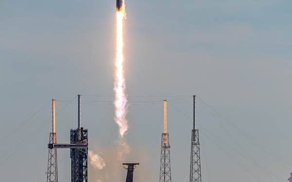 Starlink 10-20 Launches from Cape Canaveral Space Force Station
