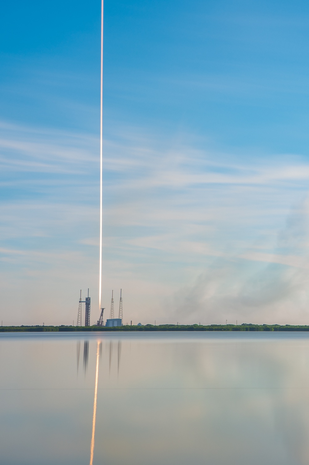 Starlink 10-20 Launches from Cape Canaveral Space Force Station