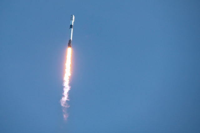 Starlink 10-20 Launches from Cape Canaveral Space Force Station