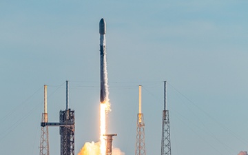 Starlink 10-20 Launches from Cape Canaveral Space Force Station