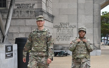 D.C. National Guard Members alert police to man brandishing knife at Waterfront Metro Station