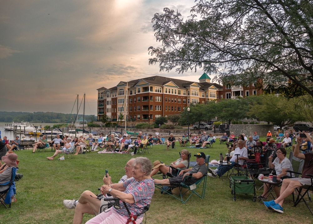 Sea Chanters perform at Belmont Bay Marina