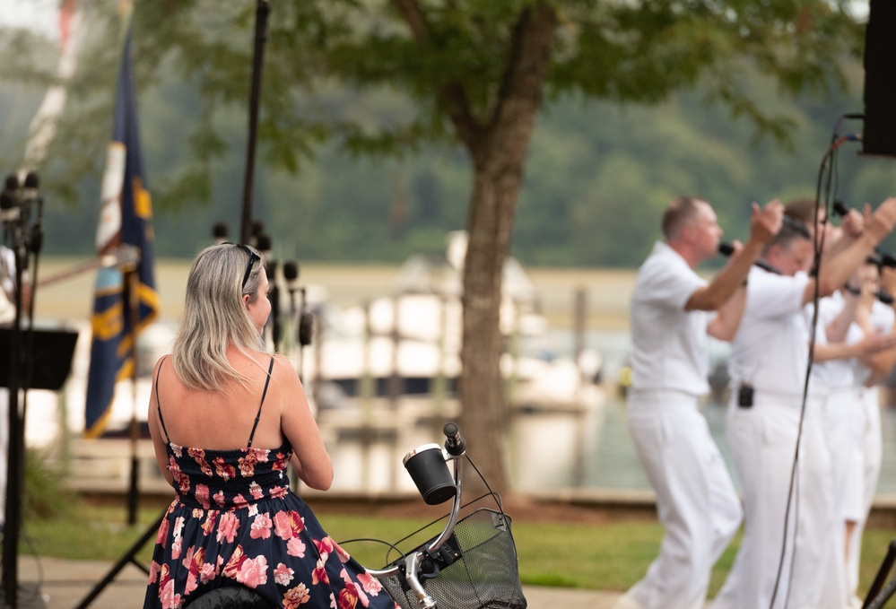 Sea Chanters perform at Belmont Bay Marina