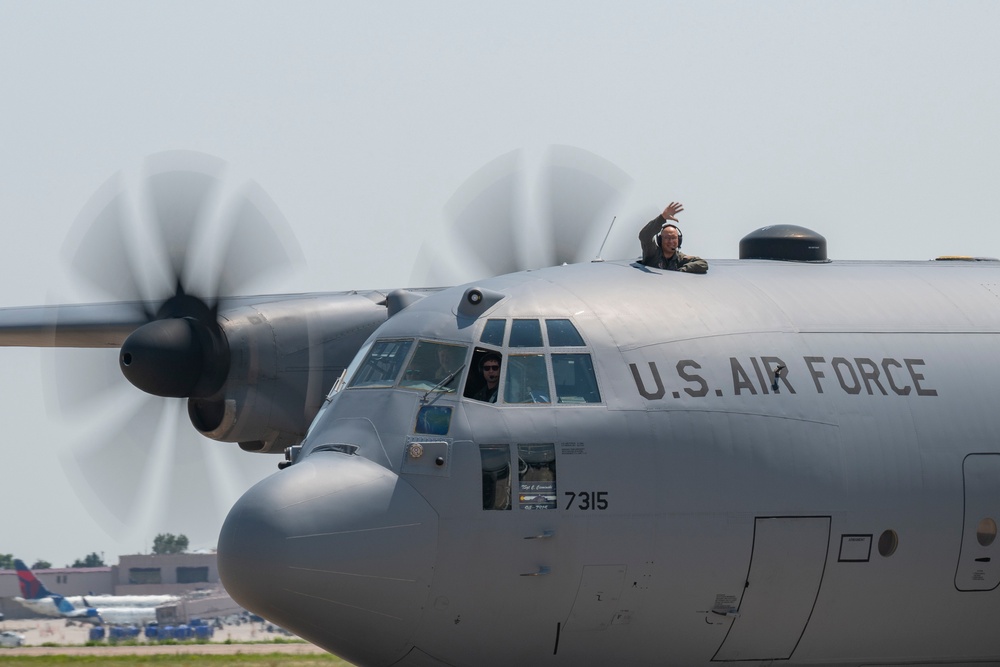 731 AS senior loadmaster flies final sortie