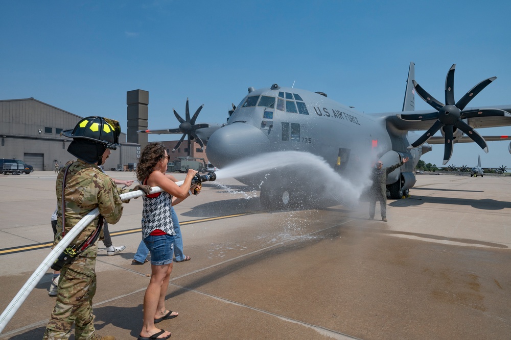 731 AS senior loadmaster flies final sortie