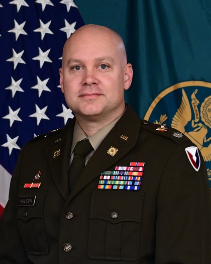 Commander