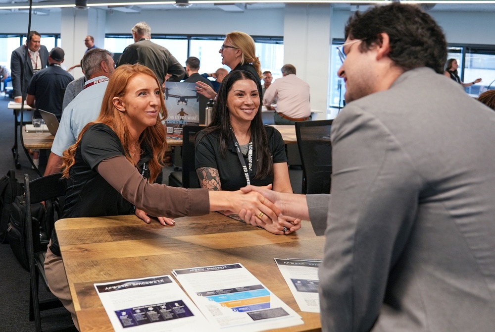 AFWERX connects with industry during office hours at Fed Supernova 2025