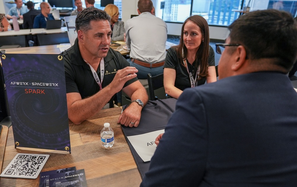 AFWERX connects with industry during office hours at Fed Supernova 2025