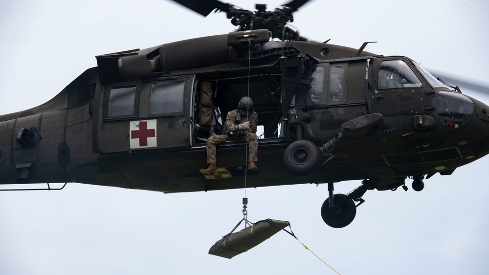 Panamanian and U.S. Forces conduct jungle orientation course