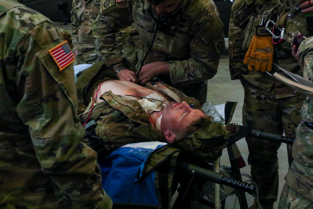 All-American DUSTOFF, medics complete quarterly medical training exercise