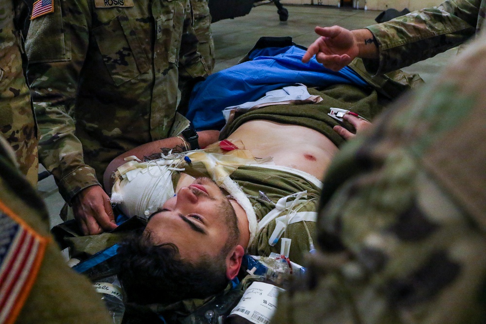 All-American DUSTOFF, medics complete quarterly medical training exercise