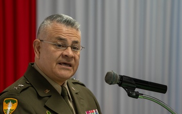 U.S. Awards Legion of Merit to Paraguayan Military Leader