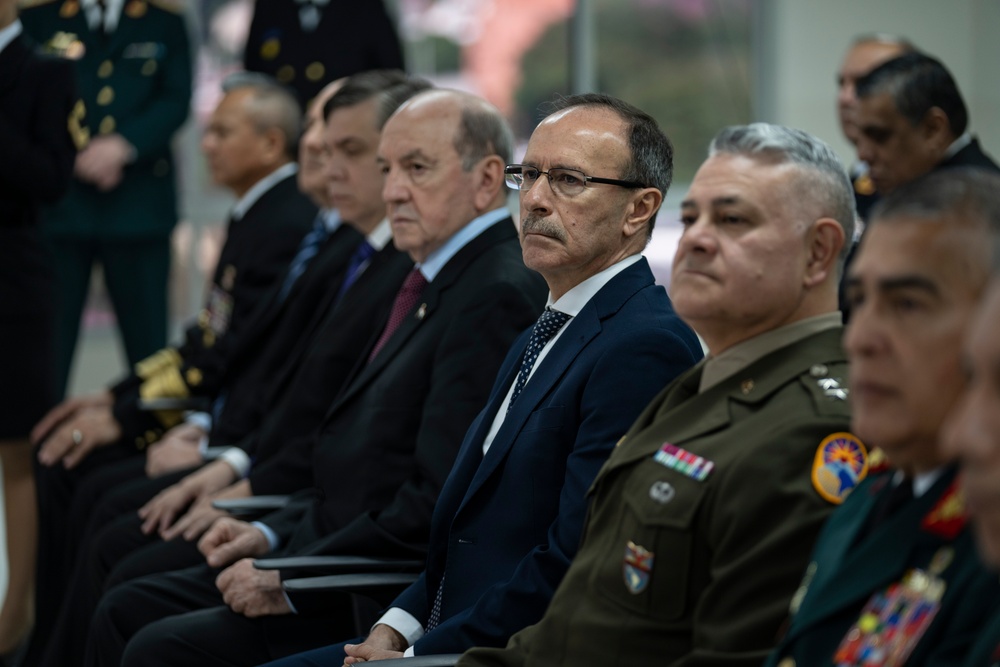 U.S. Awards Legion of Merit to Paraguayan Military Leader