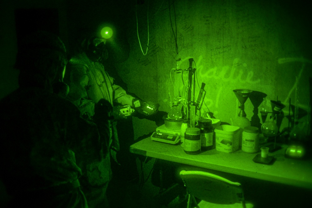 386th ECES sharpens CBRN skills in underground exercise