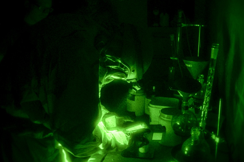 386th ECES sharpens CBRN skills in underground exercise