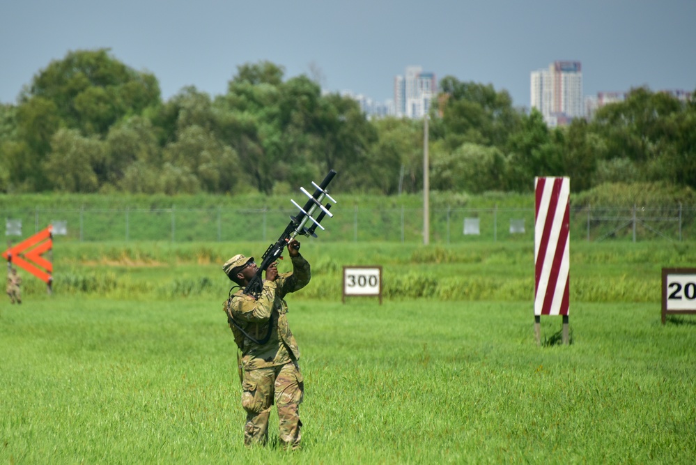 652 Air Defense conducts Dronebuster Training with 5-17  Air Cavalry Squadron.