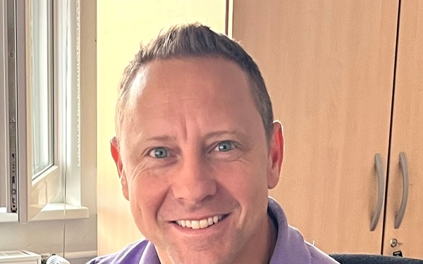 Thomas Cain named as MRC,EUR Civilian Employee of the Quarter for 2nd Quarter 2025 (Category III)