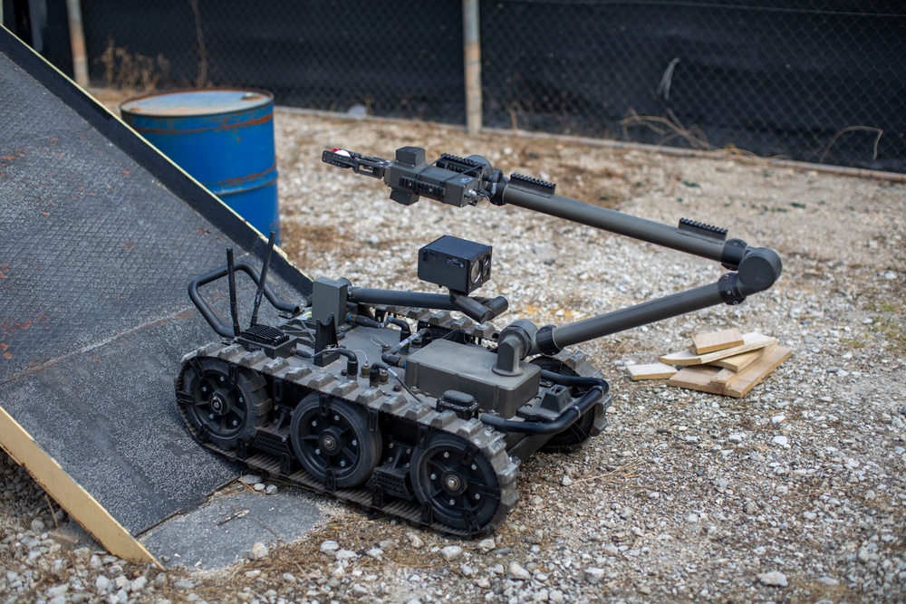 ‘Wall-E’ on the Front Lines: EOD Soldiers Train for Real-World Explosives