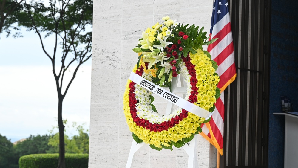 Gen. Healy visits Manila American Cemetery
