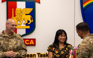 Brig. Gen. LeBlanc receives farewell ceremony from SETAF-AF