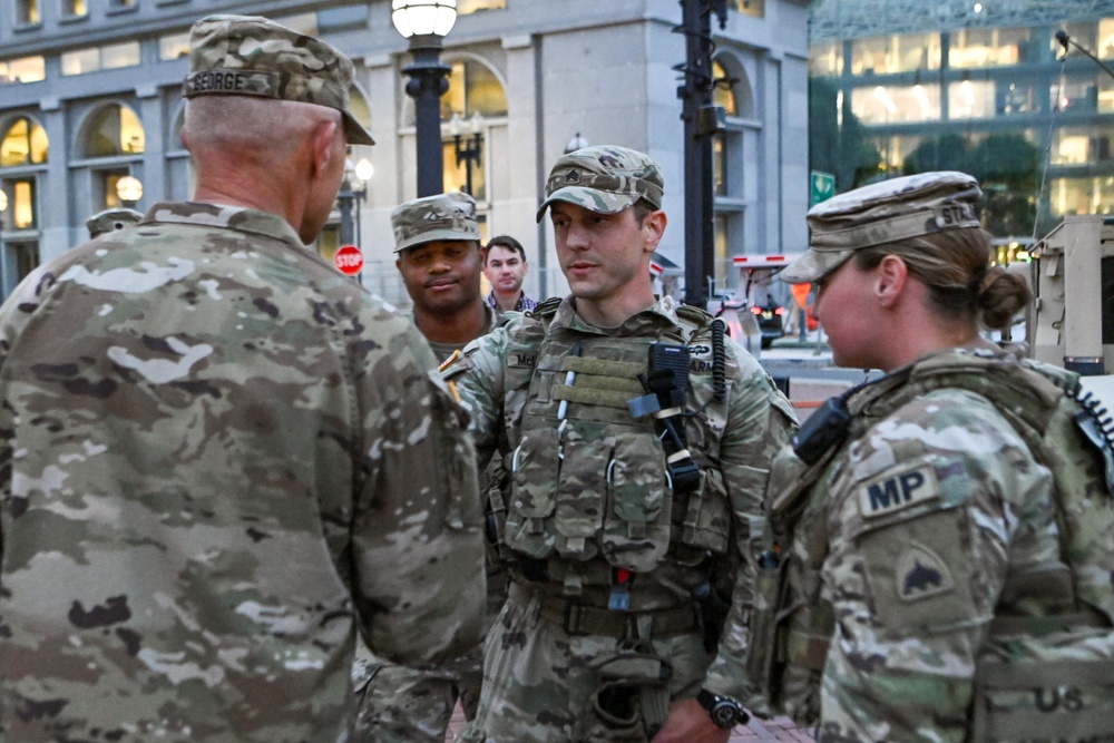 U.S. Army Chief of Staff, Sgt. Maj. of the Army visit D.C. Safe and Beautiful Task Force